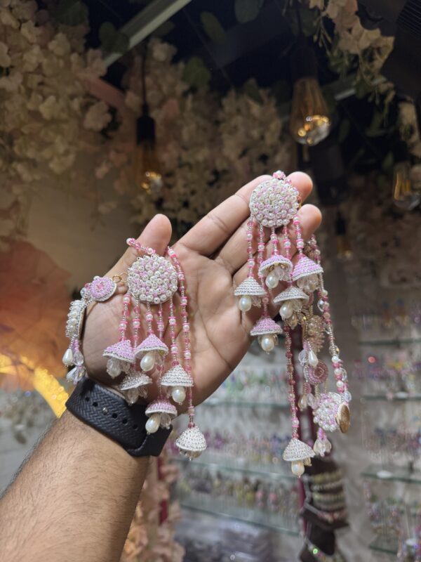 haryan pearl earrings