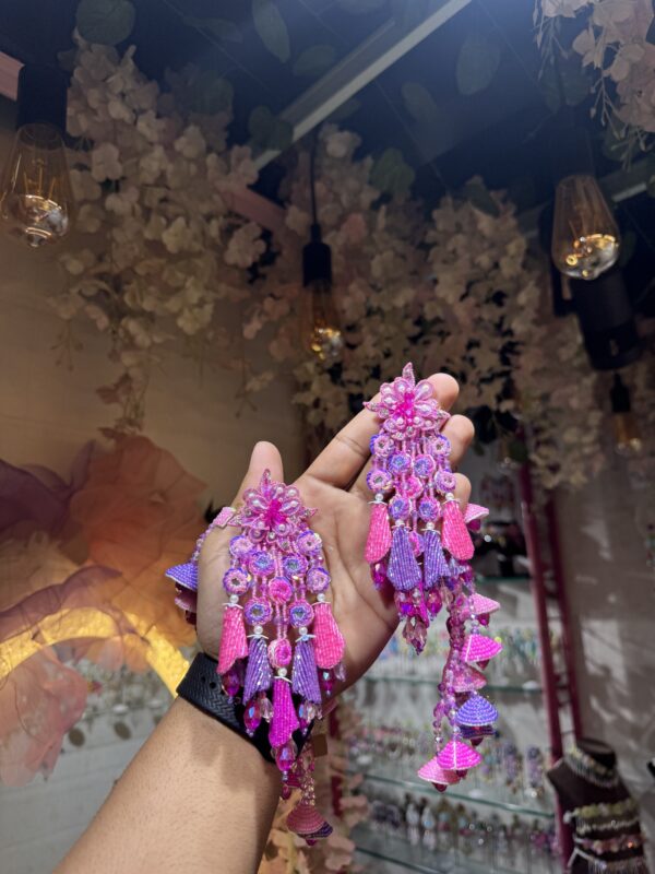 7 kalli tulip earrings with earchain