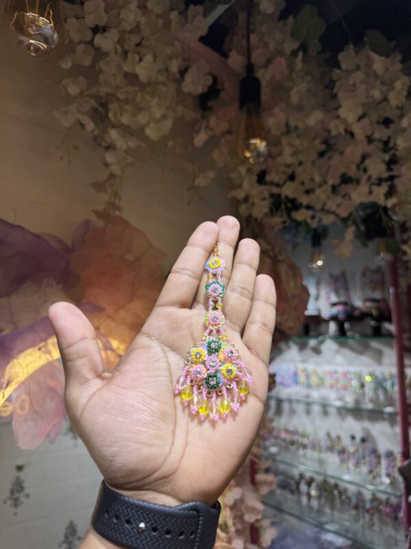 Tulip earrings with earchain & tikka - Image 2