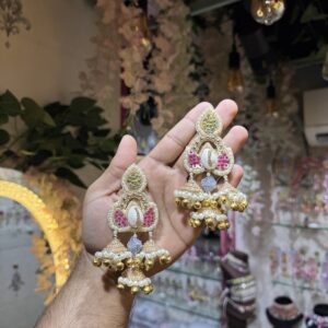 Caroline shell earrings